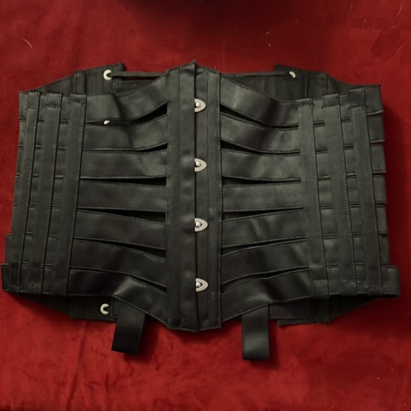 Bound By Darkness Black Ribbon Corset - Picture 7 of 7